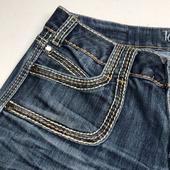 DISTRESS TATTOO ALEXIS MIDRISE CAPRI JEANS 27x23 - Picture 7 of 15